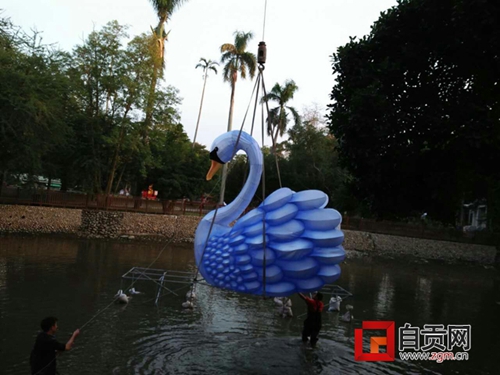 自贡彩灯再次绽放台湾&nbsp;送去《和谐平安》等灯组(图2)