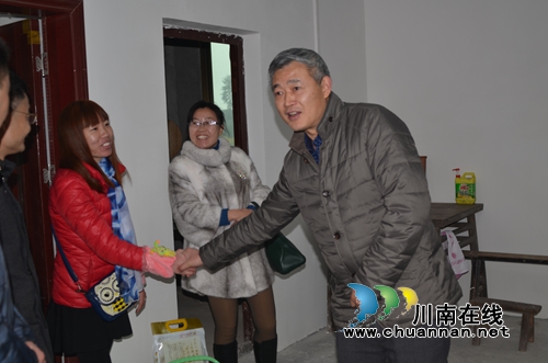 泸州市委常委、市总工会主席刘云到联系村调研、走访联系户(图2)