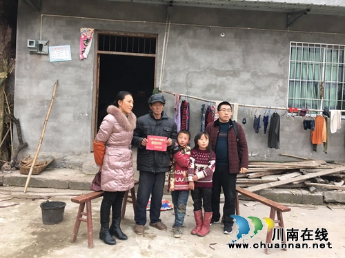 泸县卫计局到立石镇慰问失独特困家庭(图1)