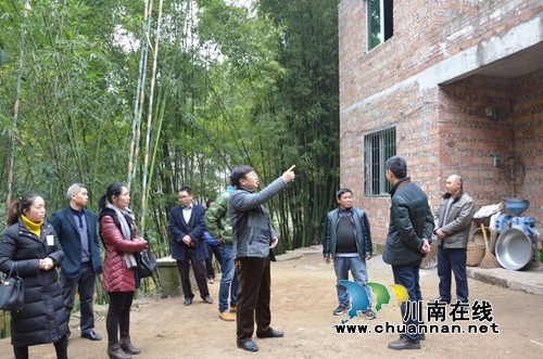 泸州市教育局到永定村开展春节“送温暖”慰问暨精准帮扶调研(图7) 泸州市教育局到永定村开展春节“送温暖”慰问暨精准帮扶调研(图7)