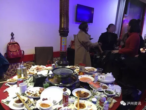 泸州川喜火锅锅底吃出米饭,服务员说是醪糟(图5) 泸州川喜火锅锅底吃出米饭,服务员说是醪糟(图5)