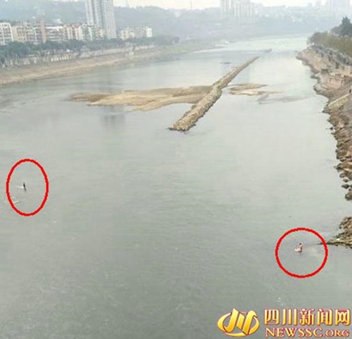 小伙跳40米高泸州沱一桥轻生&nbsp;被57岁大叔救起(图3)