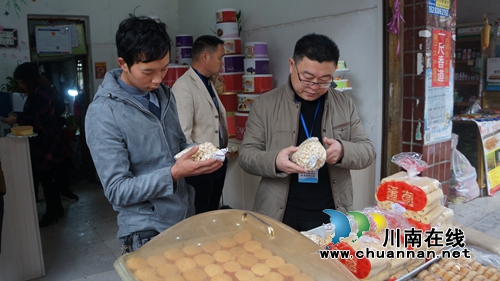 泸县立石镇开展食品卫生安全检查(图1)