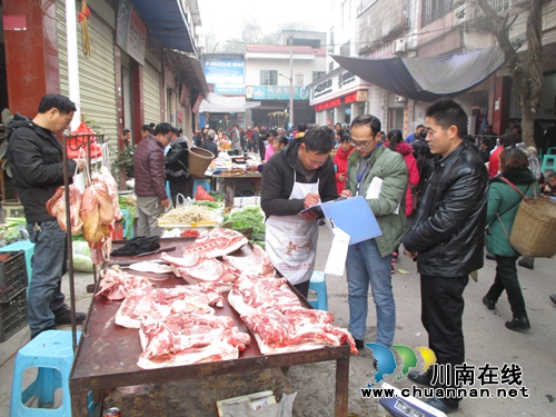 泸县石桥镇春节期间食品安全检查工作初见成效(图1)