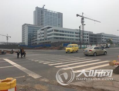 泸州酒谷大道二段设计车速过快&nbsp;市民喊“心慌”(图1)