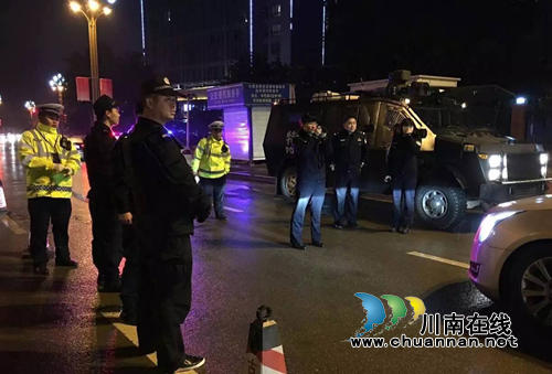 剑指藏污纳垢 古蔺警方雷霆行动整治“盗抢骗”(图8) 剑指藏污纳垢 古蔺警方雷霆行动整治“盗抢骗”(图8)