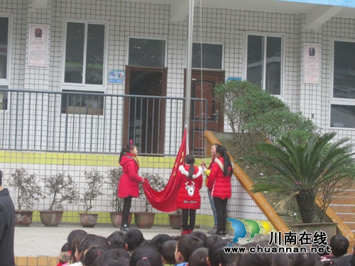 叙永县分水中心校开学工作井然有序(图1)