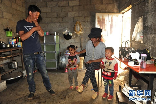 精准扶贫浇灌大凉山上爱情之花(图3)