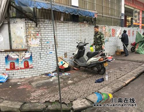 红星街道龙桥子社区开展春节后环境卫生大整治(图2)
