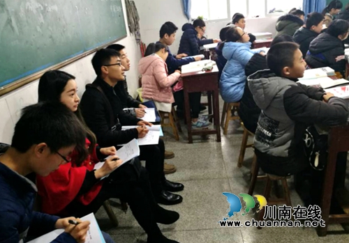 合江：跟岗实践培训让新聘教师迅速进入角色(图3)