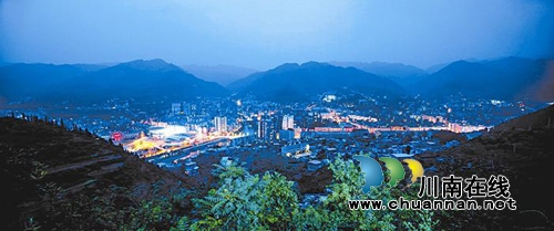 展示蔺州风情 央视《乡村大世界》走进古蔺取景(图1) 展示蔺州风情 央视《乡村大世界》走进古蔺取景(图1)