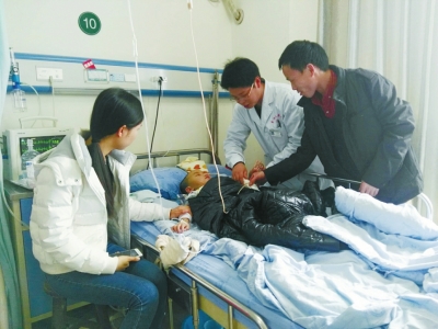 自贡“放牛娃”医生建微信诊所&nbsp;免费服务(图2)