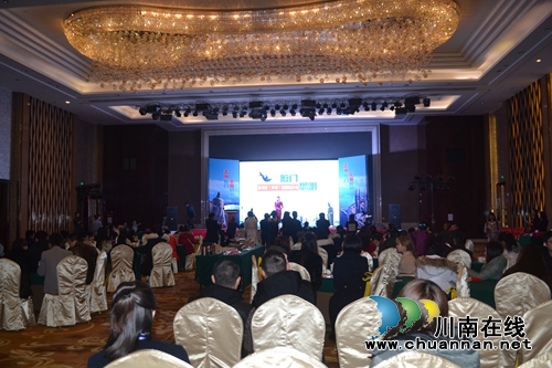 “美丽厦门·幸福思明”旅游推介会在泸州举行(图2) “美丽厦门·幸福思明”旅游推介会在泸州举行(图2)