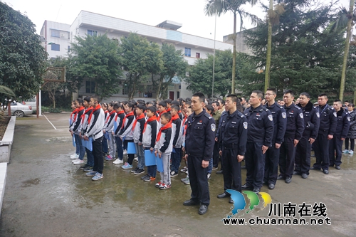 生命如松信仰常青 泸县石桥镇追思英雄蔡松松(图2) 生命如松信仰常青 泸县石桥镇追思英雄蔡松松(图2)