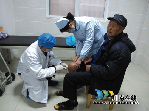 纳溪护国卫生院：妙手去病灾&nbsp;一针起沉疴(图1)