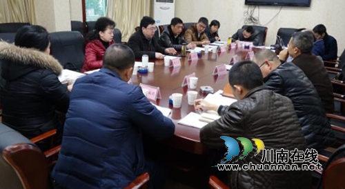 市国土局副局长江勇强率队初验古蔺开展永久基本农田划定成果(图1) 市国土局副局长江勇强率队初验古蔺开展永久基本农田划定成果(图1)