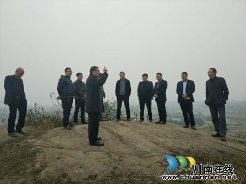 泸州市农业局领导到泸县督导现代农业产业融合示范园区建设情况(图1) 泸州市农业局领导到泸县督导现代农业产业融合示范园区建设情况(图1)