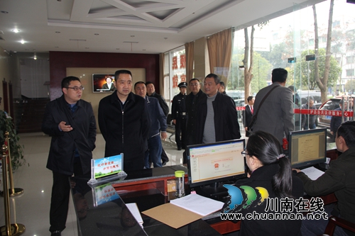 市政法委书记封安调研泸县多元化调解工作(图1) 市政法委书记封安调研泸县多元化调解工作(图1)