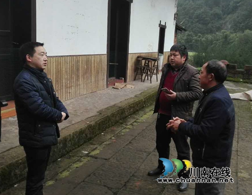 合江县自怀镇人大深入调研科学谋划脱贫攻坚(图2) 合江县自怀镇人大深入调研科学谋划脱贫攻坚(图2)