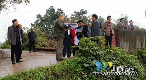 合江县委书记张季頫到少岷教育集团调研(图2) 合江县委书记张季頫到少岷教育集团调研(图2)