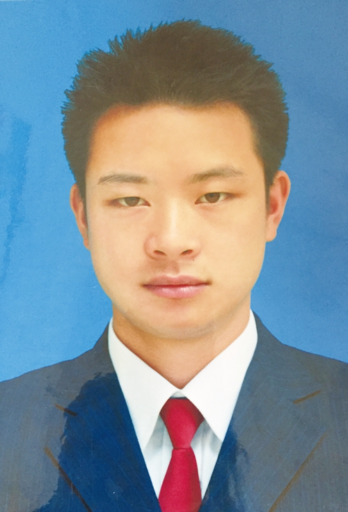 泸州古蔺扶贫战士 李华耀的敬业人生(图1) 泸州古蔺扶贫战士 李华耀的敬业人生(图1)