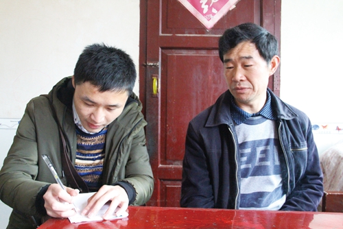 泸州古蔺扶贫战士 李华耀的敬业人生(图4) 泸州古蔺扶贫战士 李华耀的敬业人生(图4)