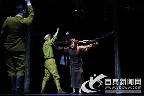 抗联后代组队看《赵一曼》 希望探访一曼故乡(图1) 抗联后代组队看《赵一曼》 希望探访一曼故乡(图1)
