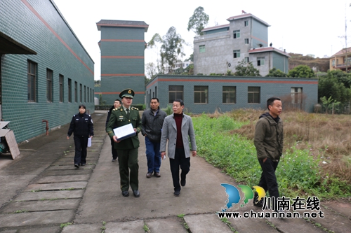 泸县潮河镇开展消防安全专项整治行动(图1) 泸县潮河镇开展消防安全专项整治行动(图1)