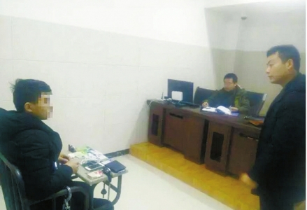 小伙网上冒充美女 宜宾痴情男被骗12万元(图1) 小伙网上冒充美女 宜宾痴情男被骗12万元(图1)
