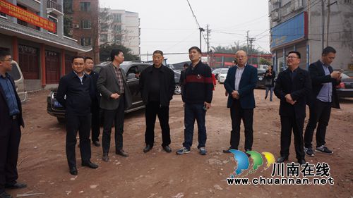 省发改委到泸县立石镇开展市政基础设施建设督查(图2) 省发改委到泸县立石镇开展市政基础设施建设督查(图2)