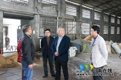 张文杰到泸县潮河镇督查安全生产工作(图1) 张文杰到泸县潮河镇督查安全生产工作(图1)