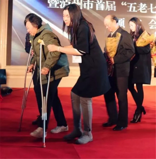 泸州评选出首届“五老七贤”13人(图6) 泸州评选出首届“五老七贤”13人(图6)