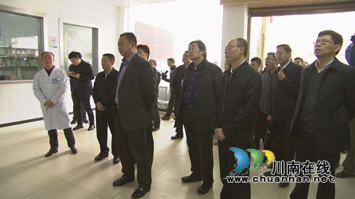 四川省乌蒙山片区脱贫攻坚推进会在合江召开(图5) 四川省乌蒙山片区脱贫攻坚推进会在合江召开(图5)