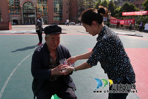 红星街道举行“弘扬中华孝道&nbsp;培育文明新风”道德讲堂(图9)