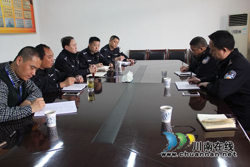 宜宾县交管大队联合向家坝分局开展道路交通安全隐患大排查工作(图2)