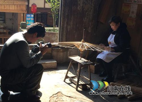 央视镜头下的尧坝古镇 居然找到了这么多宝!(图2) 央视镜头下的尧坝古镇 居然找到了这么多宝!(图2)