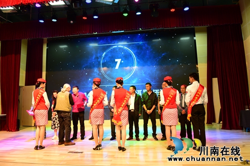 2017江阳区摄协大会：评多项大奖展摄影师风采(图9)