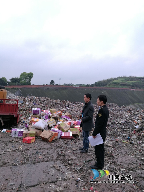 合江县集中销毁一批不合格食品药品(图3)