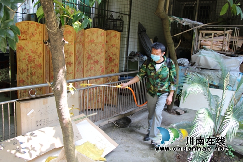 红星街道开展专项整治&nbsp;严禁在小区里饲养家禽(图1)