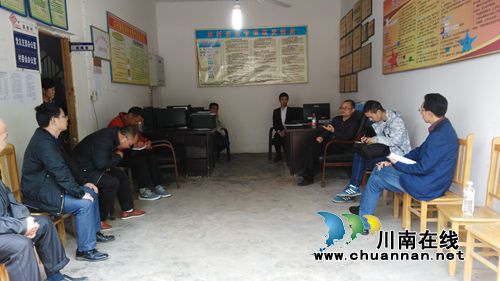 泸县扶贫移民局到立石镇开展扶贫移民工作调研(图1)