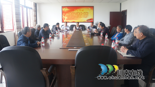 泸县立石镇举办“第三届端午诗会”踏青采风活动(图2)