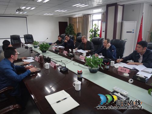 四川省安全生产监察执法总队到长开区调研(图1) 四川省安全生产监察执法总队到长开区调研(图1)