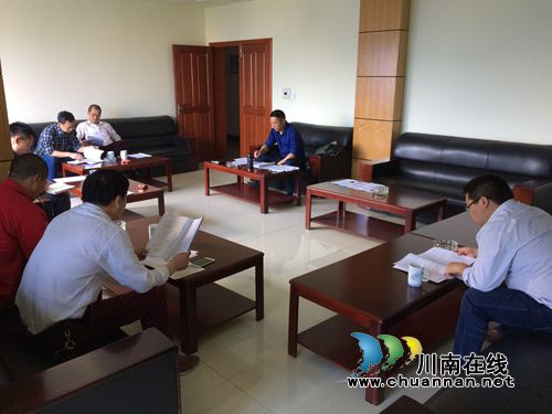 泸县石桥镇场镇规划区建设管理工作再上新台阶(图1)