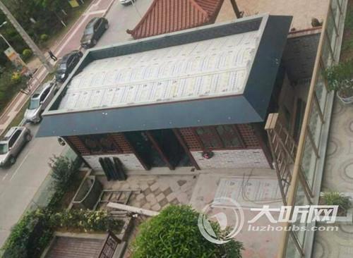 泸州一业主搭违建搞餐饮&nbsp;邻居二话不说直接举报(图1)