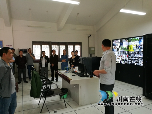 泸州:开展公共智能停车场消防安全知识培训活动(图5) 泸州:开展公共智能停车场消防安全知识培训活动(图5)