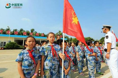海军成立68周年 泸州舰敞开怀抱向民众开放(图1) 海军成立68周年 泸州舰敞开怀抱向民众开放(图1)