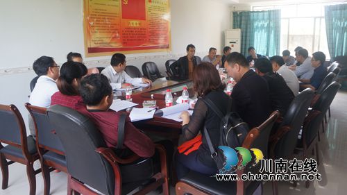 泸县立石镇召开2017年社社通公路建设推进现场会(图3) 泸县立石镇召开2017年社社通公路建设推进现场会(图3)