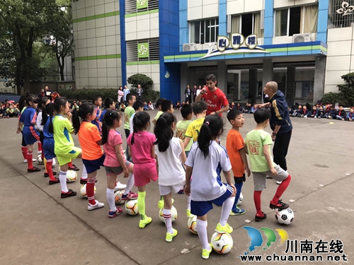 阿森纳足球学校泸州分校开展走进校园公益活动(图11)