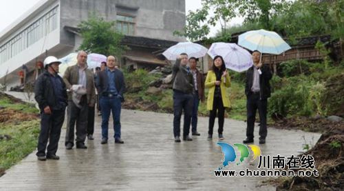 泸州市国土局局长丁跃萍率队调研古蔺国土资源管理工作(图1) 泸州市国土局局长丁跃萍率队调研古蔺国土资源管理工作(图1)