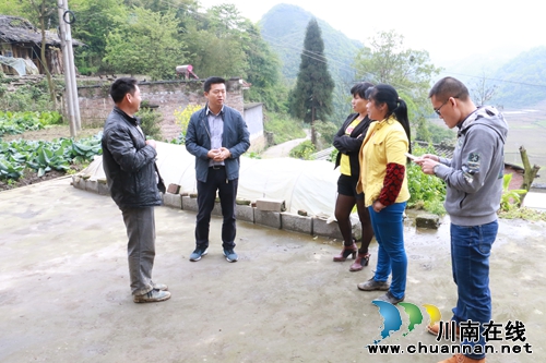 泸州国家高新区到叙永县枧槽苗族乡开展扶贫工作(图2)